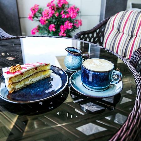 Grand Hotel Gagra Esterno foto