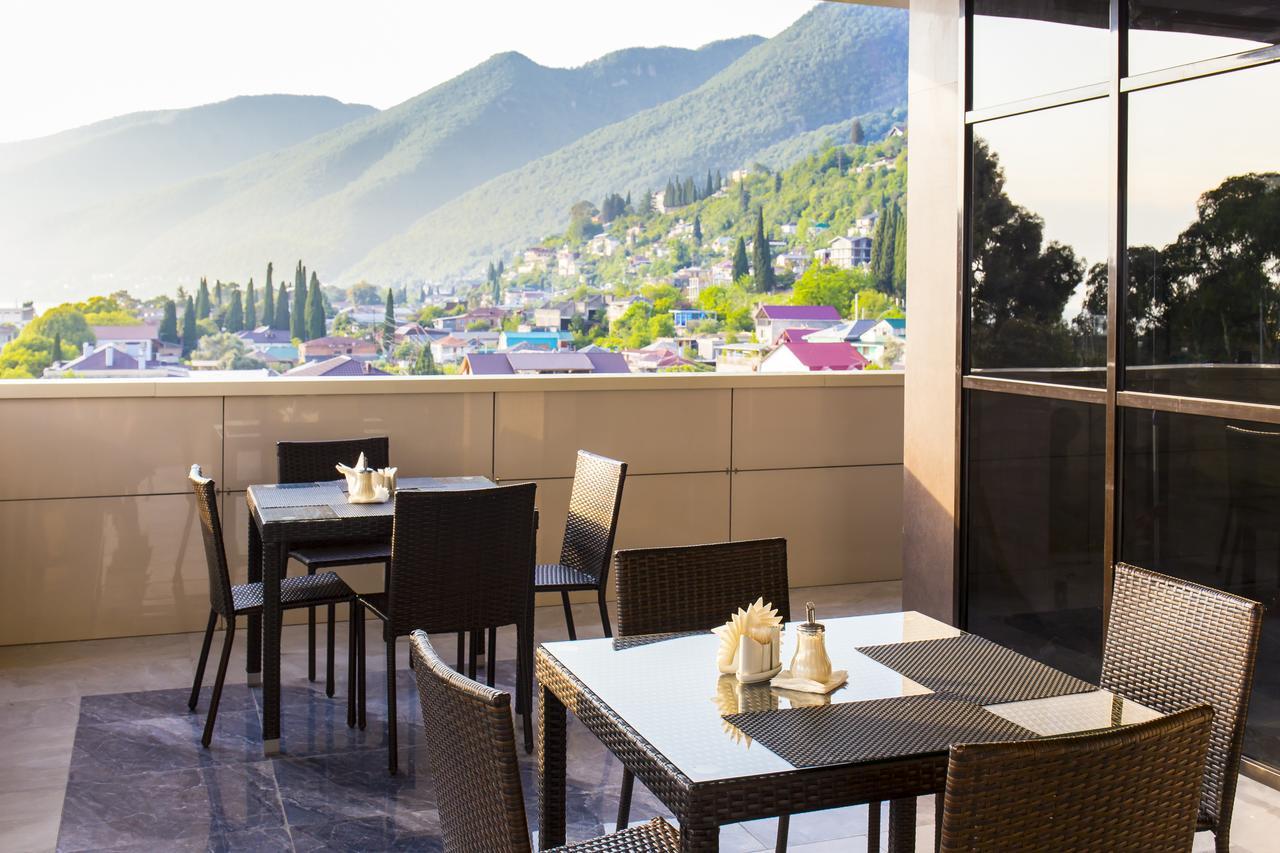 Grand Hotel Gagra Esterno foto