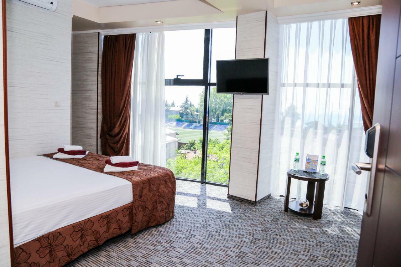 Grand Hotel Gagra Esterno foto