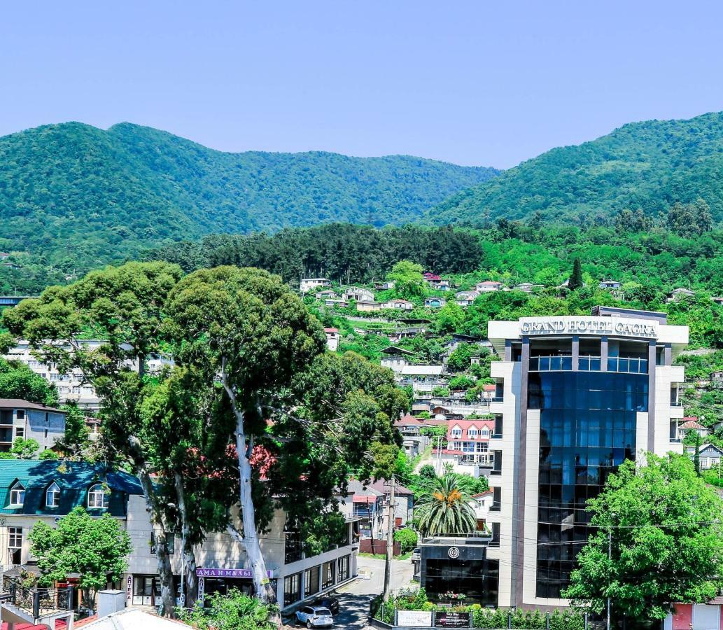 Grand Hotel Gagra Esterno foto