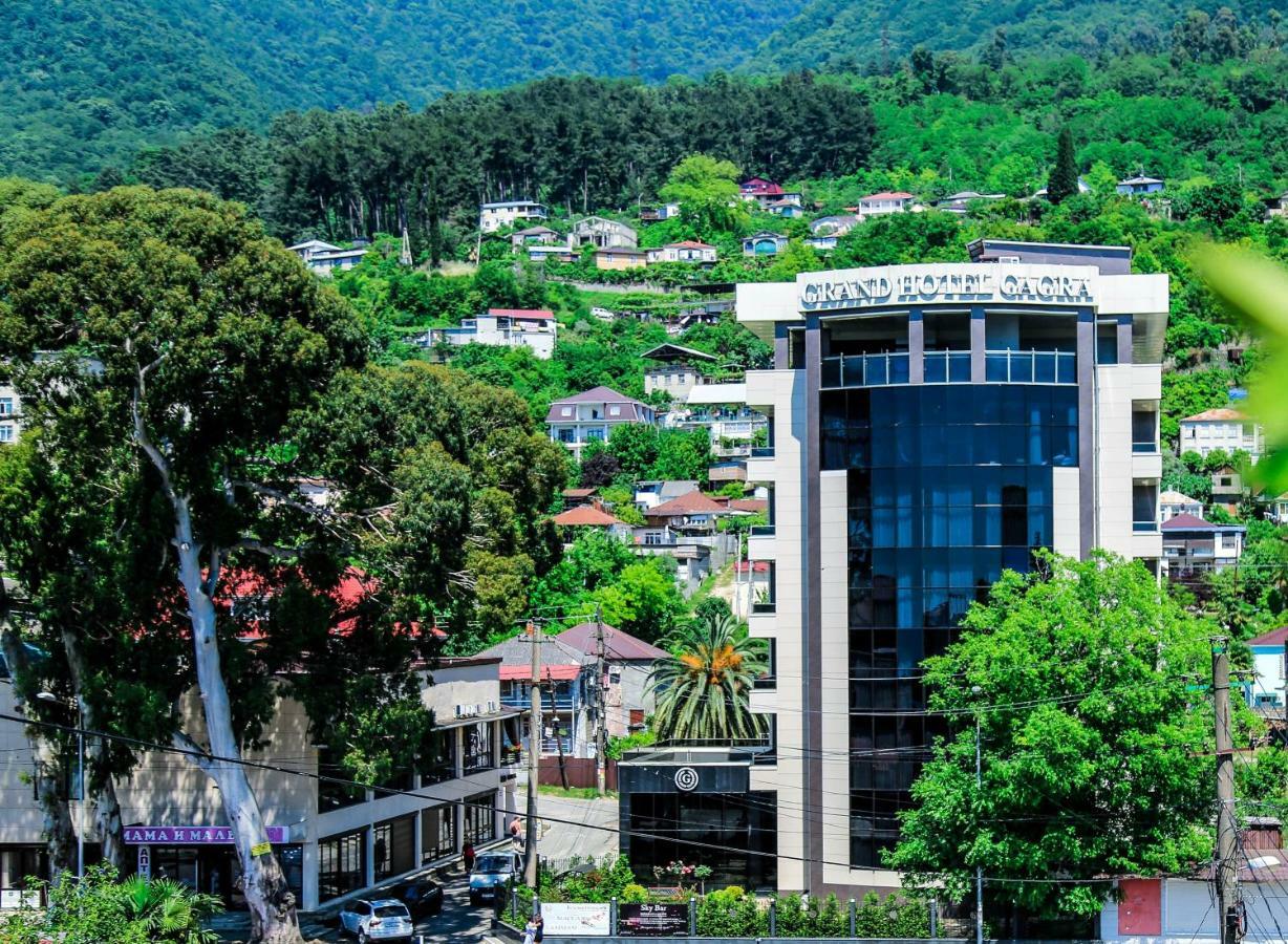 Grand Hotel Gagra Esterno foto